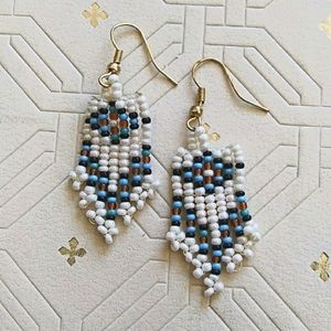 Vintage beaded southwest boho hippy earrings